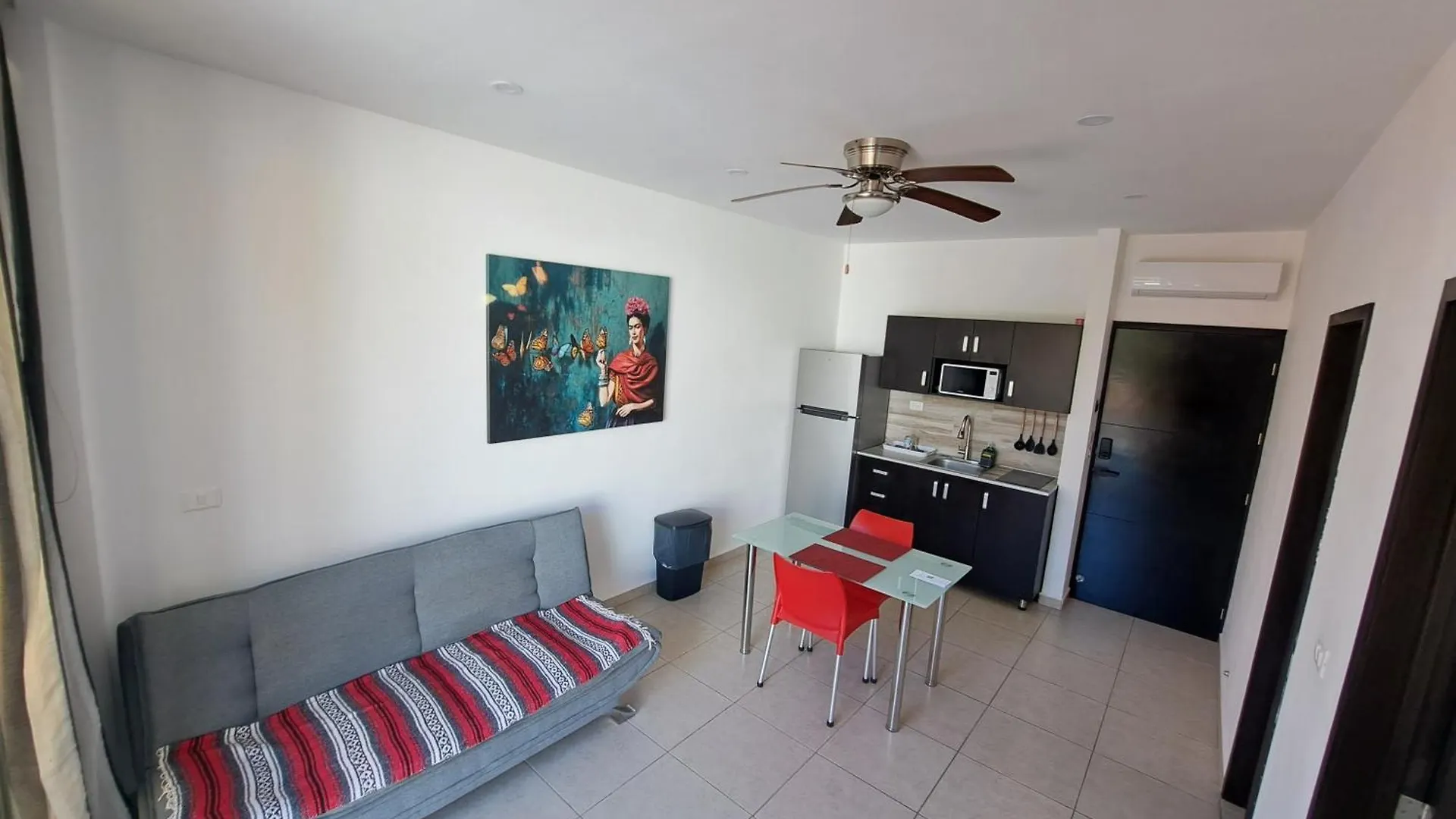 ** Aparthotel Condo Kiaraluna Playa del Carmen Mexico